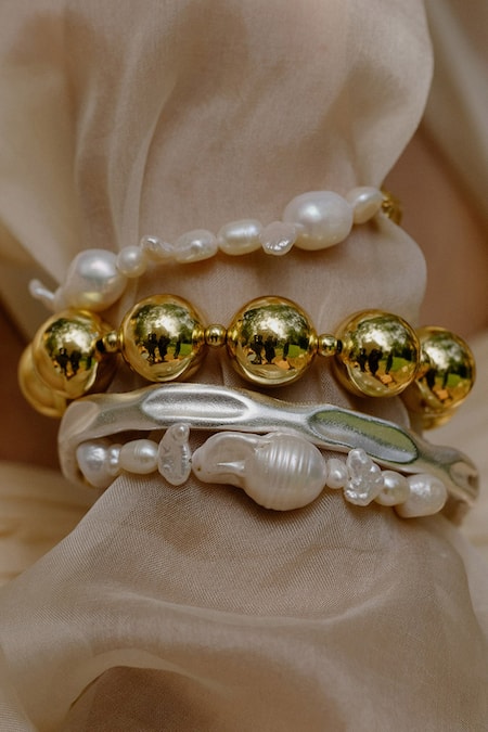 Buy_Arvino_Gold Plated Globetrotter Bracelet _Online_at_Aza_Fashions