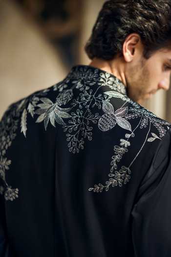 Seema Gujral Black Floral Embroidered Bundi Set 