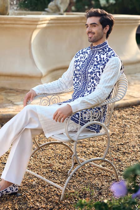 Shop_Seema Gujral_Ivory Silk Embroidery Raw Bundi Kurta Pant Set _Online_at_Aza_Fashions