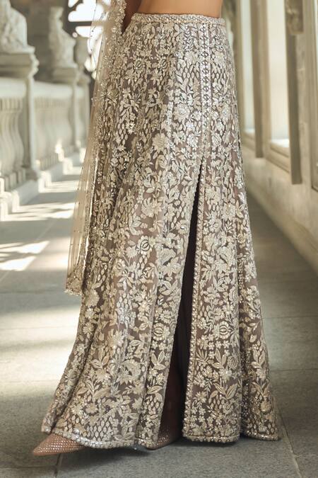 Seema Gujral_Gray Organza Pearls, Sequins, Beads, Embroidery V-neck Ash Grey Lehenga Set _at_Aza_Fashions