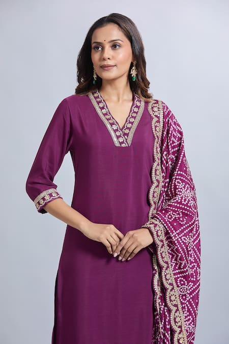 Buy Samyukta Singhania Purple Viscose, Silk Embroidery V-neck Kurta Set Online at Aza Fashions Buy_Samyukta Singhania_Purple Viscose, Silk Embroidery V-neck Kurta Set _Online_at_Aza_Fashions