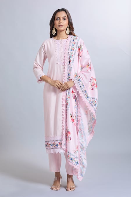 Samyukta Singhania Embroidered Kurta Set with Dupatta 