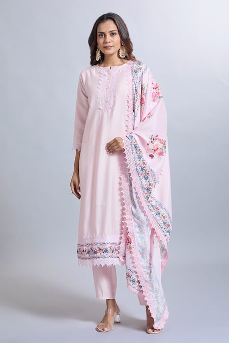 Samyukta Singhania_Pink Viscose, Chanderi, Jacquard Embroidery Round Neck Kurta Set With Dupatta _at_Aza_Fashions