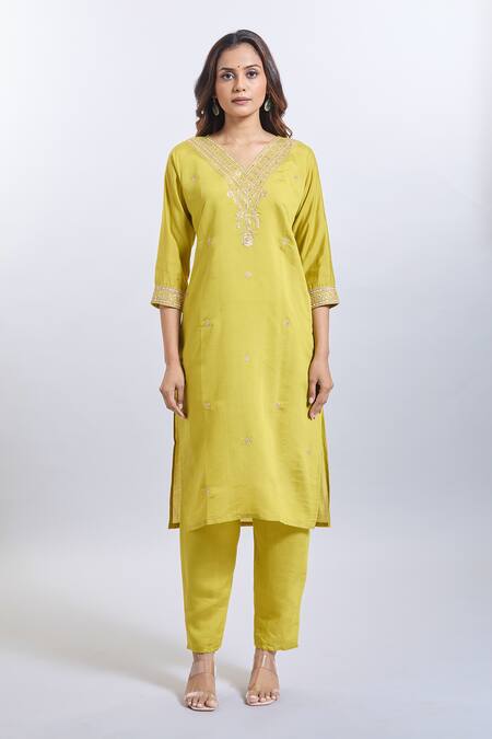 Buy_Samyukta Singhania_Yellow Viscose, Organza Embroidery V-neck Kurta Set_Online_at_Aza_Fashions