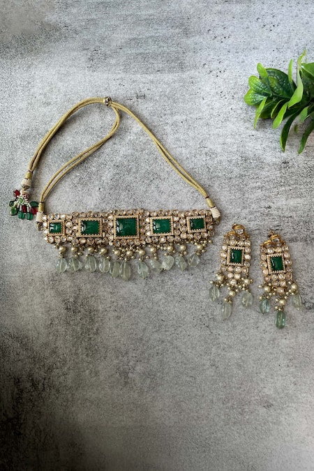 Studio6 Jewels Kundan Green Choker & Earrings Set 