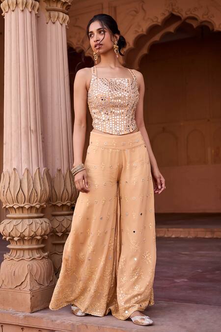 SAANJH BY LEA_Orange Georgette Sequins Square Neck Buff Kurta Set _at_Aza_Fashions