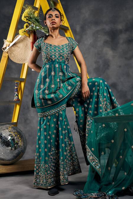Shop_Vandana Sethi_Rust Silk Diamonds Square Neck Rama Green Embroidered Kurta Sharara Set _Online_at_Aza_Fashions