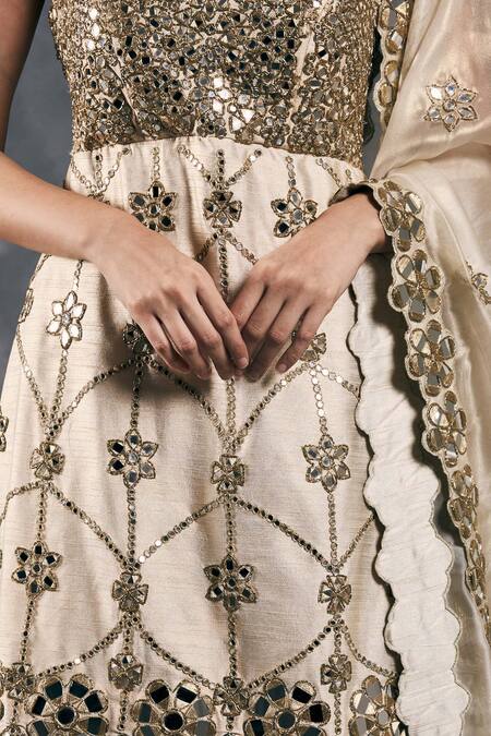 Shop_Vandana Sethi_Ivory Organza Embroidery, Mirrors Square Neck Kurta Set _Online_at_Aza_Fashions