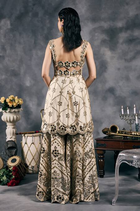 Vandana Sethi_Ivory Organza Embroidery, Mirrors Square Neck Kurta Set _at_Aza_Fashions