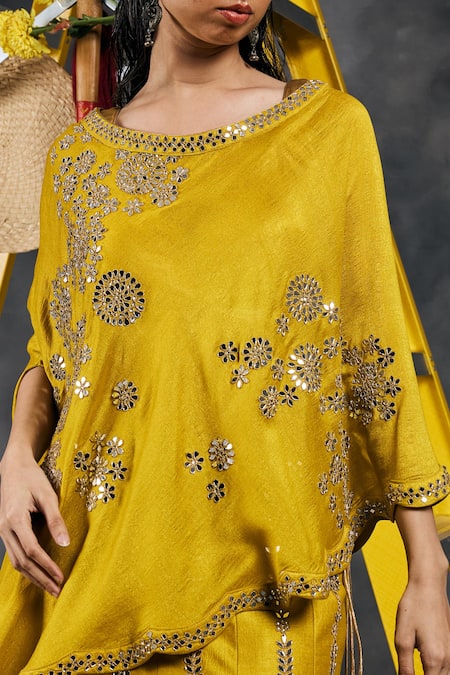 Vandana Sethi Green Silk Tassels, Mirrors Embroidered Cape Lehenga Set at Aza Fashions Vandana Sethi_Green Silk Tassels, Mirrors Embroidered Cape Lehenga Set _at_Aza_Fashions