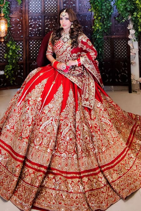 Buy_Amaltas Couture_Red Silk, Organza Beads, Sequins Round Neck Scarlet Bridal Lehenga Set _Online_at_Aza_Fashions