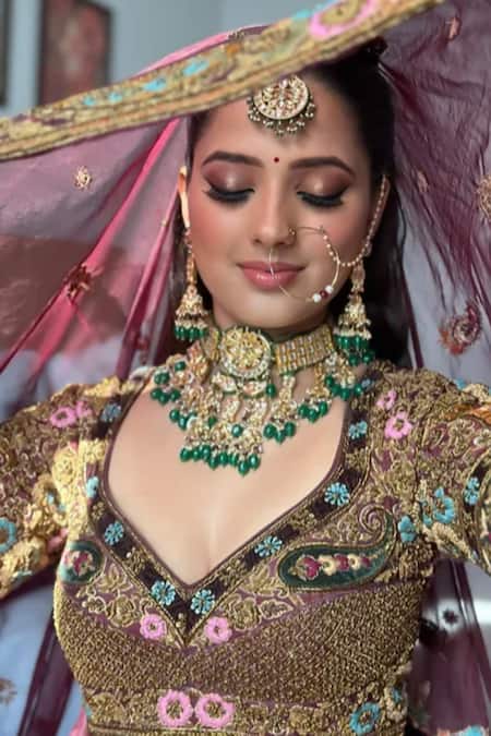 Buy_Amaltas Couture_Wine Zari, Beads, Embroidery, Patchwork V-neck Zardozi Lehenga Set _Online_at_Aza_Fashions