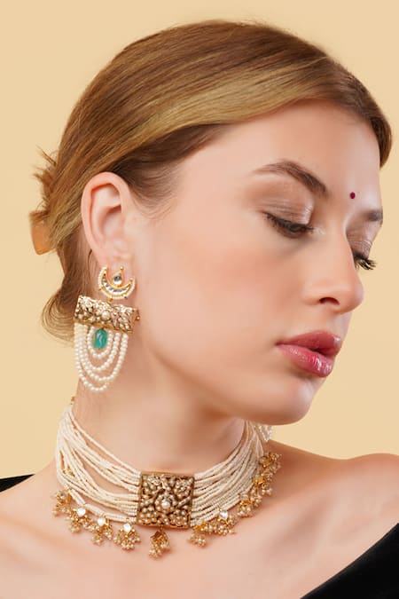 Dugran By Dugristyle Gold Plated Pearls, Stones Zamrud Drop Earrings 