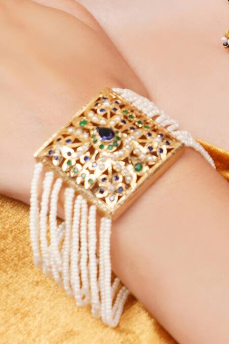 Buy_Dugran By Dugristyle_Blue Crystals Gold-plated Aabshar Bracelet 