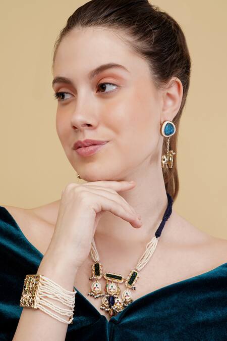 Shop_Dugran By Dugristyle_Blue Crystals Gold-plated Aabshar Bracelet 