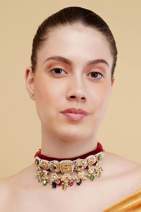 Dugran By Dugristyle_Red Naghma-e-surkh Gold-plated Choker Necklace _Online_at_Aza_Fashions