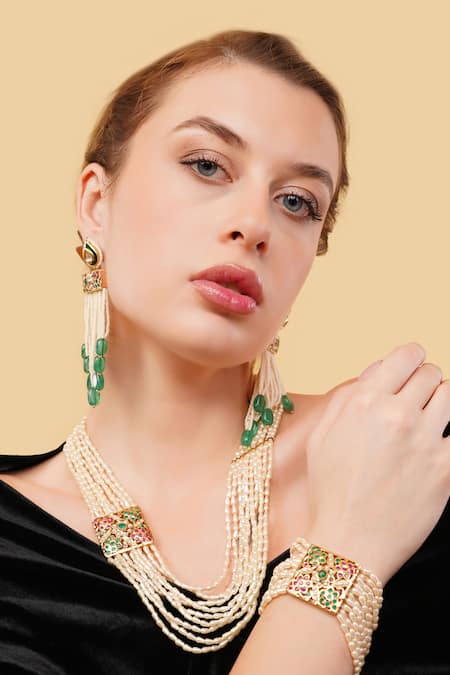 Dugran By Dugristyle Gold-Plated Shamroz Haar Necklace 