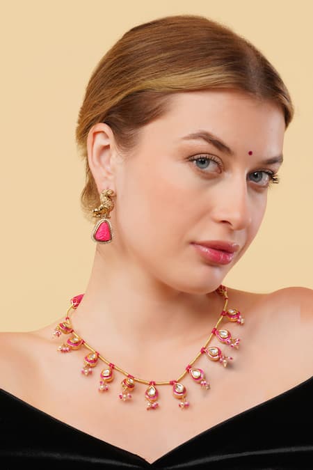 Dugran By Dugristyle Rang-e-Aatish Gold-Plated Choker Necklace 