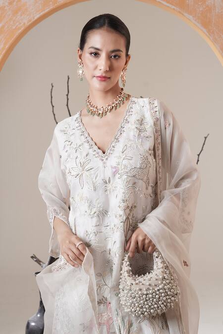 Surabhi Arya_White Organza, Georgette Sequins, Embroidery V-neck Kurta Sharara Set _Online_at_Aza_Fashions