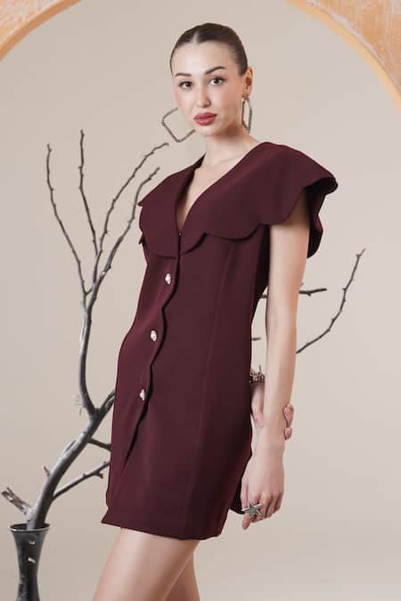 Surabhi Arya_Maroon V-neck Frill Button Dress _Online_at_Aza_Fashions