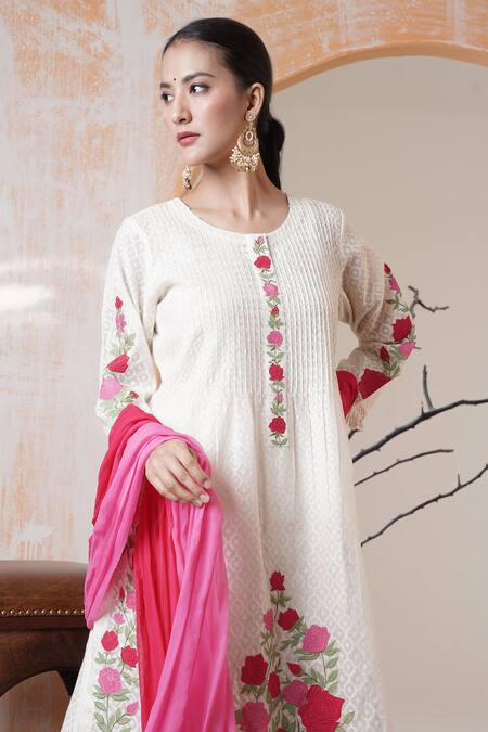 Buy Surabhi Arya White Chanderi Embroidery, Tassels Round Neck Floral Kurta Set Online at Aza Fashions Buy_Surabhi Arya_White Chanderi Embroidery, Tassels Round Neck Floral Kurta Set _Online_at_Aza_Fashions