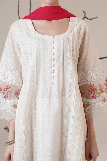 Shop_Surabhi Arya_White Chanderi Embroidery, Tassels Scoop Neck Kurta Set _Online_at_Aza_Fashions