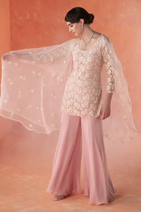 Summer By Priyanka Gupta_Pink Organza, Georgette Embroidery Round Neck Folliage Kurta Set_at_Aza_Fashions