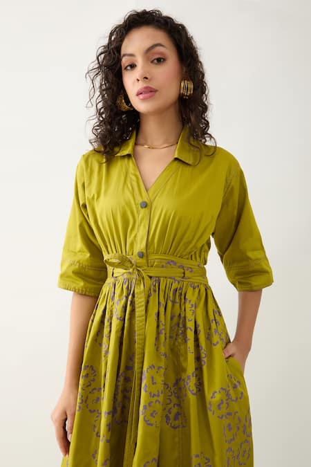 Son Of A Noble Snob Green Cotton Satin V-neck Leaf Midi Dress With Belt at Aza Fashions Son Of A Noble Snob_Green Cotton Satin V-neck Leaf Midi Dress With Belt _at_Aza_Fashions