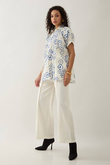 Son Of A Noble Snob_Off White Cotton Satin Collared Demur Anther Print Shirt And Pant Set _Online_at_Aza_Fashions