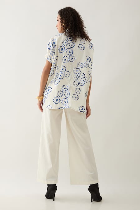 Shop Son Of A Noble Snob Off White Cotton Satin Collared Demure Anther Print Shirt at Aza Fashions Shop_Son Of A Noble Snob_Off White Cotton Satin Collared Demure Anther Print Shirt _at_Aza_Fashions