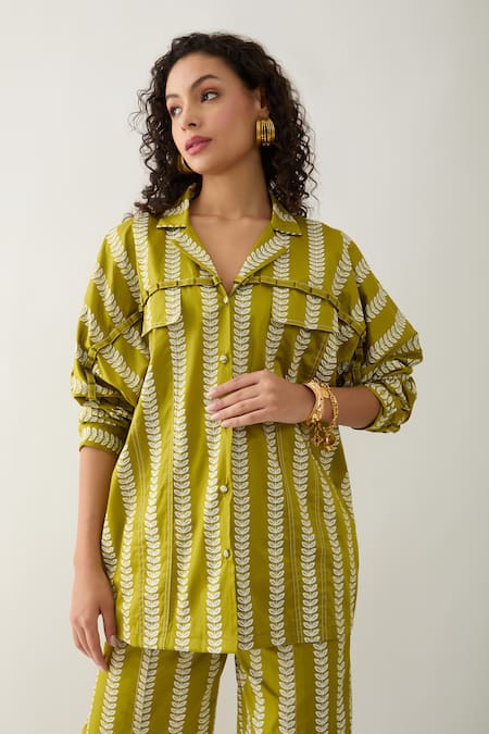 Son Of A Noble Snob Green Cotton Satin Collared Harley Catkin Print Shirt at Aza Fashions Son Of A Noble Snob_Green Cotton Satin Collared Harley Catkin Print Shirt _at_Aza_Fashions