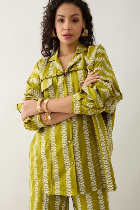 Shop Son Of A Noble Snob Green Cotton Satin Collared Harley Catkin Print Shirt Shop_Son Of A Noble Snob_Green Cotton Satin Collared Harley Catkin Print Shirt