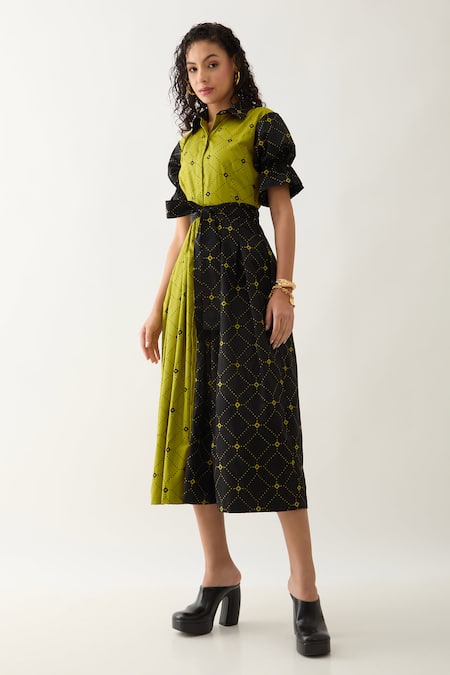 Son Of A Noble Snob Green Cotton Satin Collared Magnum Dress With Regal Print Online at Aza Fashions Son Of A Noble Snob_Green Cotton Satin Collared Magnum Dress With Regal Print _Online_at_Aza_Fashions