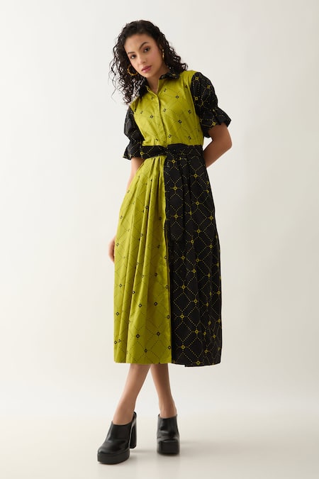 Buy Son Of A Noble Snob Green Cotton Satin Collared Magnum Dress With Regal Print Online at Aza Fashions Buy_Son Of A Noble Snob_Green Cotton Satin Collared Magnum Dress With Regal Print _Online_at_Aza_Fashions