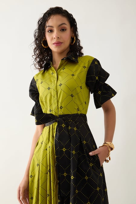 Shop Son Of A Noble Snob Green Cotton Satin Collared Magnum Dress With Regal Print Online at Aza Fashions Shop_Son Of A Noble Snob_Green Cotton Satin Collared Magnum Dress With Regal Print _Online_at_Aza_Fashions