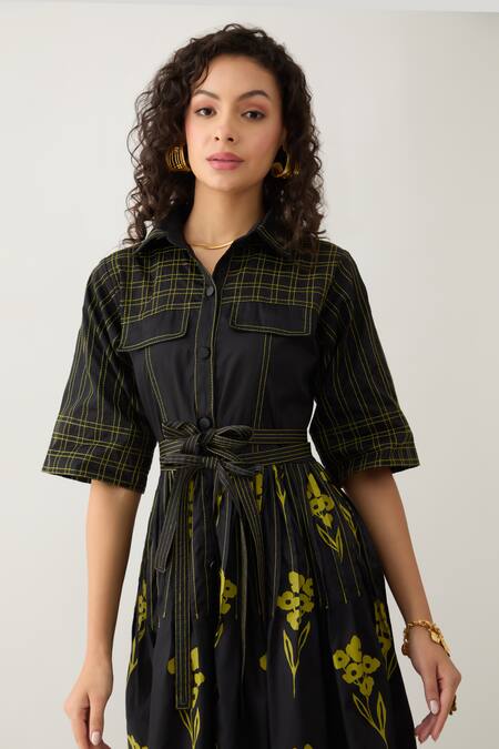 Shop Son Of A Noble Snob Black Cotton Satin Collared Mamba Farm Print Midi Dress Online at Aza Fashions Shop_Son Of A Noble Snob_Black Cotton Satin Collared Mamba Farm Print Midi Dress _Online_at_Aza_Fashions