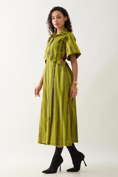 Buy Son Of A Noble Snob Green Cotton Satin Collared Leaf Catkin Print Midi Dress Online at Aza Fashions Buy_Son Of A Noble Snob_Green Cotton Satin Collared Leaf Catkin Print Midi Dress _Online_at_Aza_Fashions