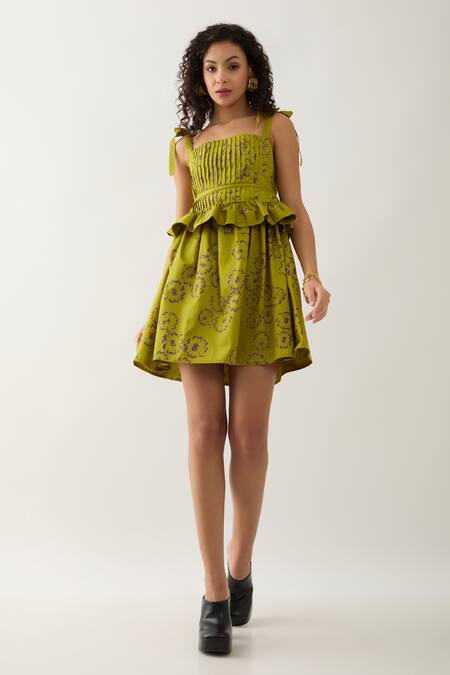 Son Of A Noble Snob Green Cotton Satin Square Neck Leaf Anther Print Dress Online at Aza Fashions Son Of A Noble Snob_Green Cotton Satin Square Neck Leaf Anther Print Dress _Online_at_Aza_Fashions