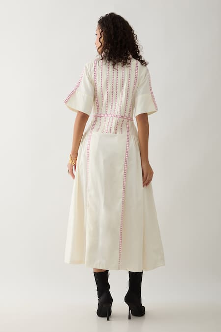 Shop Son Of A Noble Snob Off White Cotton Satin Collared, V-neck Mosaic Print Fit-and-flare Dress at Aza Fashions Shop_Son Of A Noble Snob_Off White Cotton Satin Collared, V-neck Mosaic Print Fit-and-flare Dress _at_Aza_Fashions