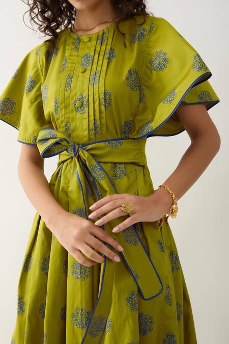 Son Of A Noble Snob Green Cotton Satin Round Neck Leaf Floret Print Midi Dress Online at Aza Fashions Son Of A Noble Snob_Green Cotton Satin Round Neck Leaf Floret Print Midi Dress _Online_at_Aza_Fashions