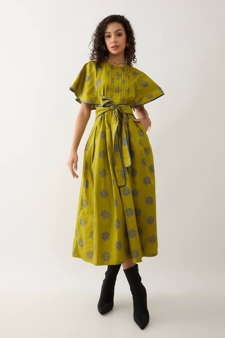 Shop Son Of A Noble Snob Green Cotton Satin Round Neck Leaf Floret Print Midi Dress Online at Aza Fashions Shop_Son Of A Noble Snob_Green Cotton Satin Round Neck Leaf Floret Print Midi Dress _Online_at_Aza_Fashions