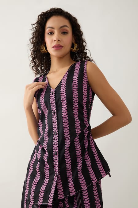 Son Of A Noble Snob Black Cotton Satin V-neck Noir Catkin Print Pant Set at Aza Fashions Son Of A Noble Snob_Black Cotton Satin V-neck Noir Catkin Print Pant Set _at_Aza_Fashions