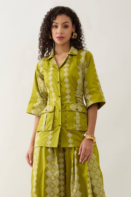Shop Son Of A Noble Snob Green Cotton Satin Collared Leaf Barbed Print Rene Set Online at Aza Fashions Shop_Son Of A Noble Snob_Green Cotton Satin Collared Leaf Barbed Print Rene Set _Online_at_Aza_Fashions