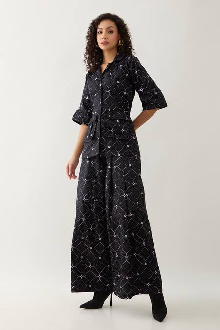 Son Of A Noble Snob Black Cotton Satin Collared Barbed Print Relaxed Fit Shirt Online at Aza Fashions Son Of A Noble Snob_Black Cotton Satin Collared Barbed Print Relaxed Fit Shirt _Online_at_Aza_Fashions