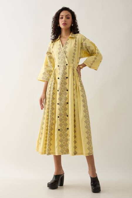 Buy Son Of A Noble Snob Yellow Cotton Satin Collared Lemon Midi Dress Online at Aza Fashions Buy_Son Of A Noble Snob_Yellow Cotton Satin Collared Lemon Midi Dress _Online_at_Aza_Fashions