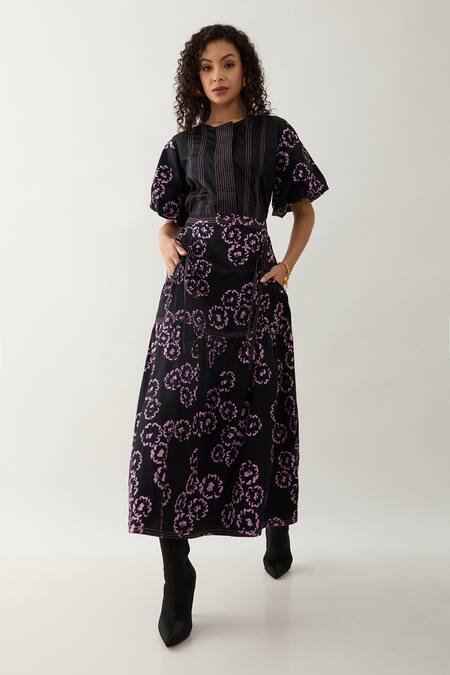 Buy Son Of A Noble Snob Black Cotton Satin Bows Collared Samui Farm Print Skirt Set Online at Aza Fashions Buy_Son Of A Noble Snob_Black Cotton Satin Bows Collared Samui Farm Print Skirt Set _Online_at_Aza_Fashions