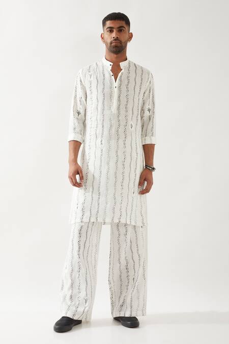 Buy Son Of A Noble Snob White Linen Printed Slim Fit Kurta Set Online at Aza Fashions Buy_Son Of A Noble Snob_White Linen Printed Slim Fit Kurta Set _Online_at_Aza_Fashions