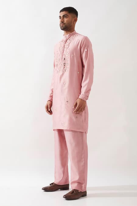 Son Of A Noble Snob_Pink Chanderi Silk Mirrors Hand Embroidered Kurta Set _Online_at_Aza_Fashions
