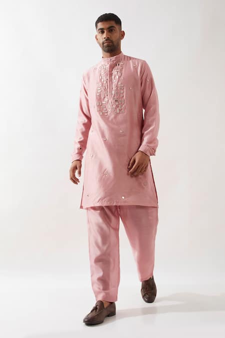 Son Of A Noble Snob_Pink Chanderi Silk Mirrors Hand Embroidered Kurta Set _at_Aza_Fashions