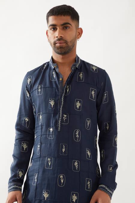 Son Of A Noble Snob Navy Linen Slate Stamp Kurta Set at Aza Fashions Son Of A Noble Snob_Navy Linen Slate Stamp Kurta Set _at_Aza_Fashions